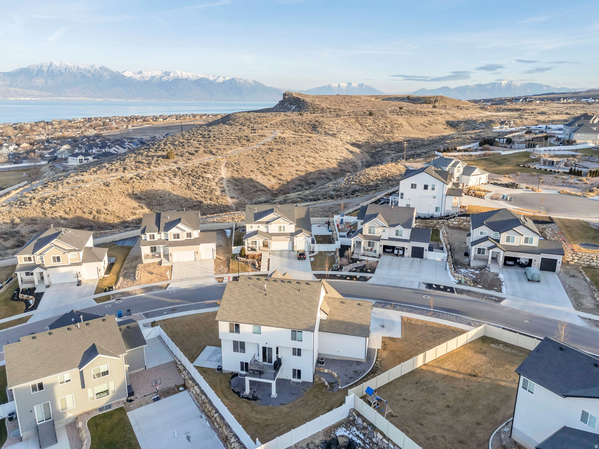 SARATOGA HILLS - Residential