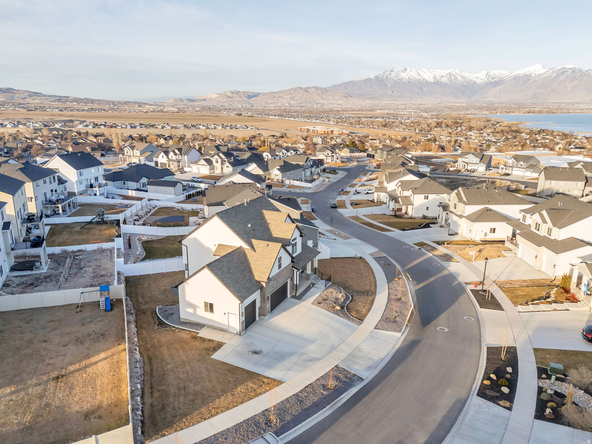 SARATOGA HILLS - Residential