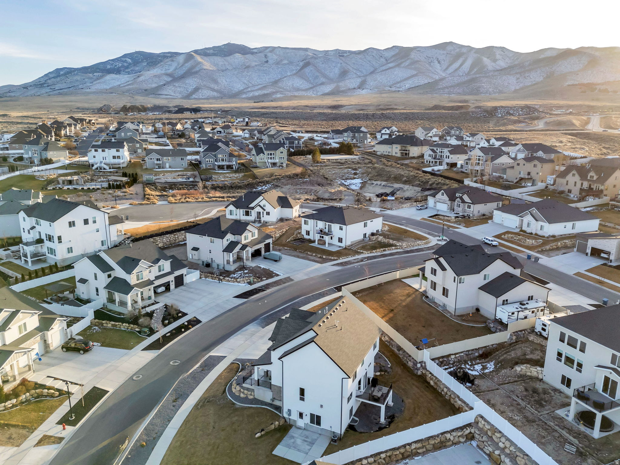 SARATOGA HILLS - Residential