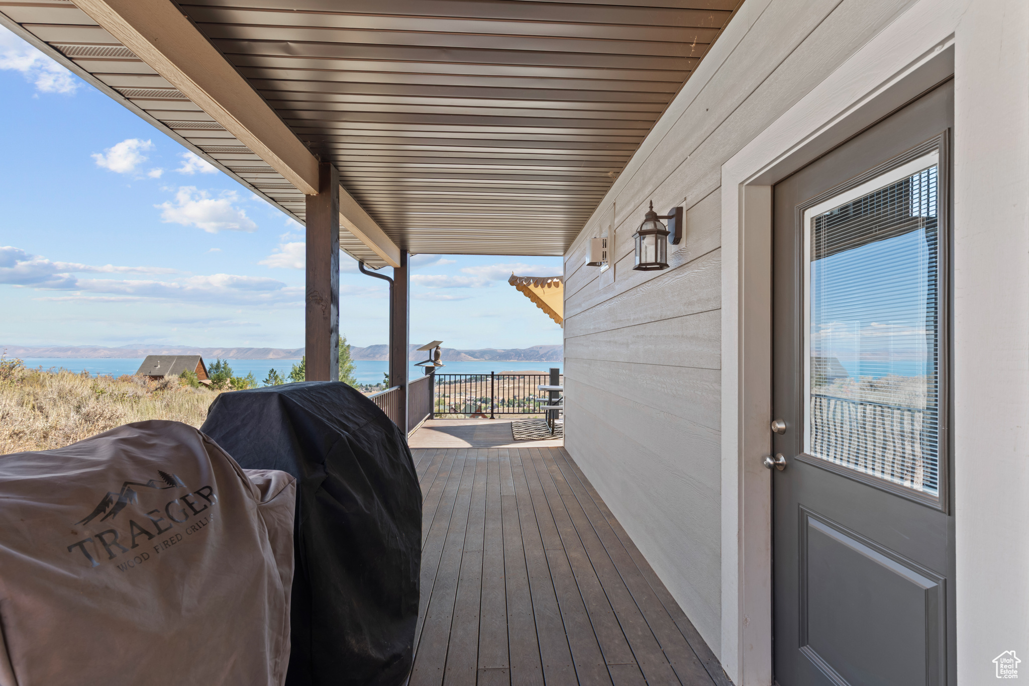 SWEETWATER PARK SUB 5 LOT 27 - Residential
