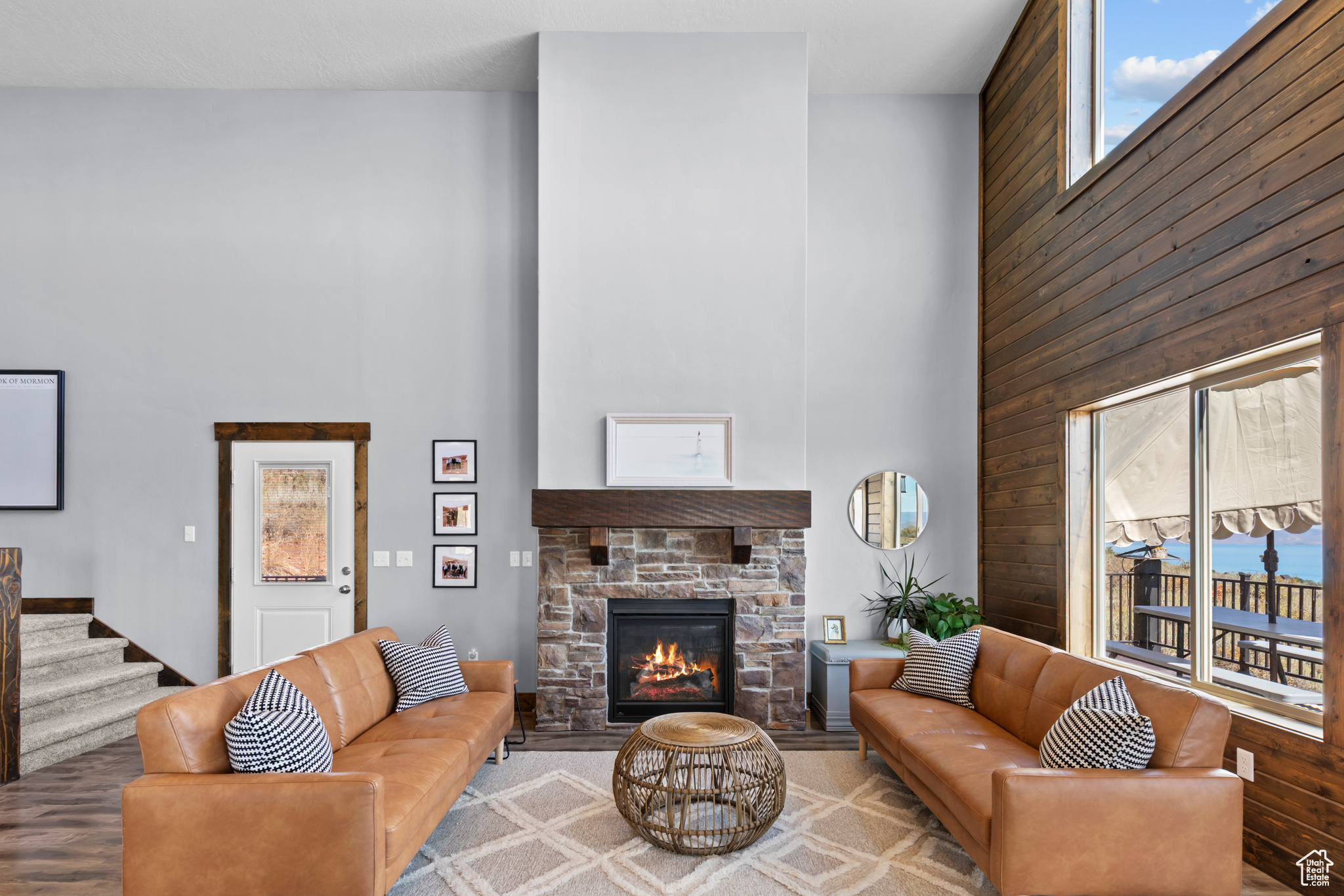 SWEETWATER PARK SUB 5 LOT 27 - Residential