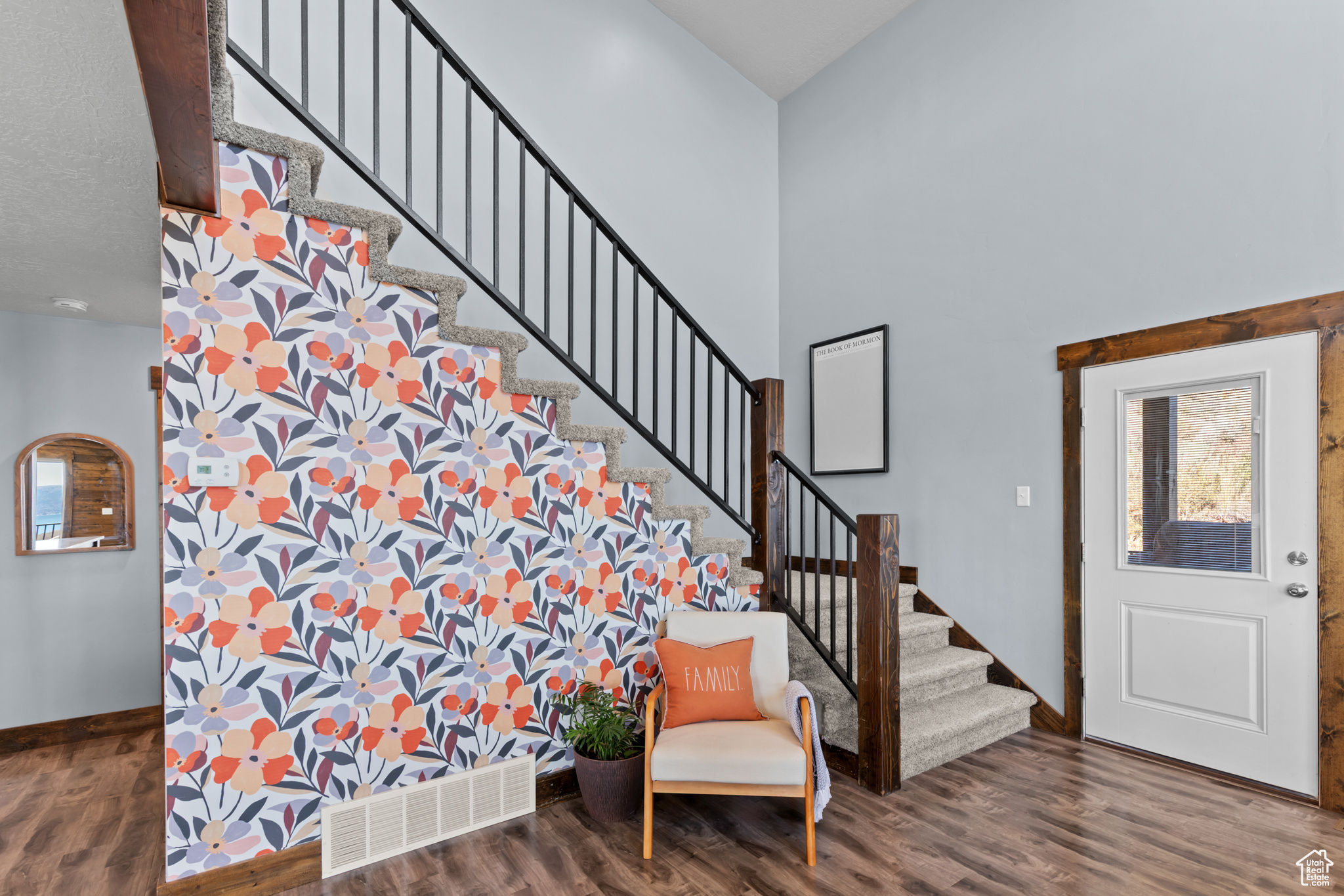 SWEETWATER PARK SUB 5 LOT 27 - Residential