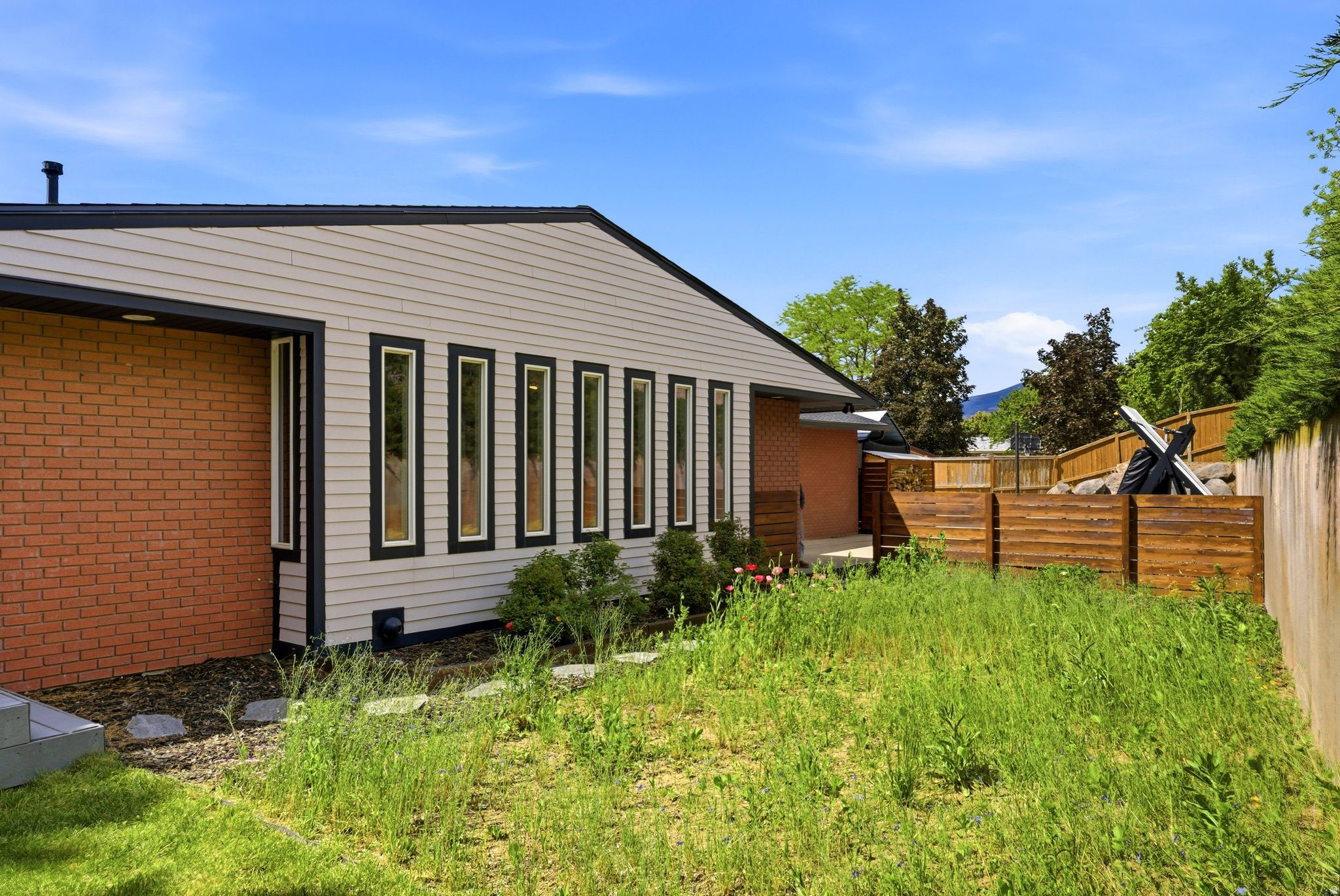 OAKVISTA PARK - Residential