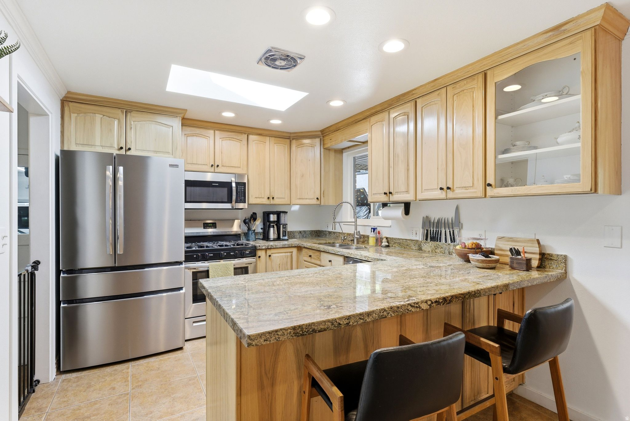 OAKVISTA PARK - Residential