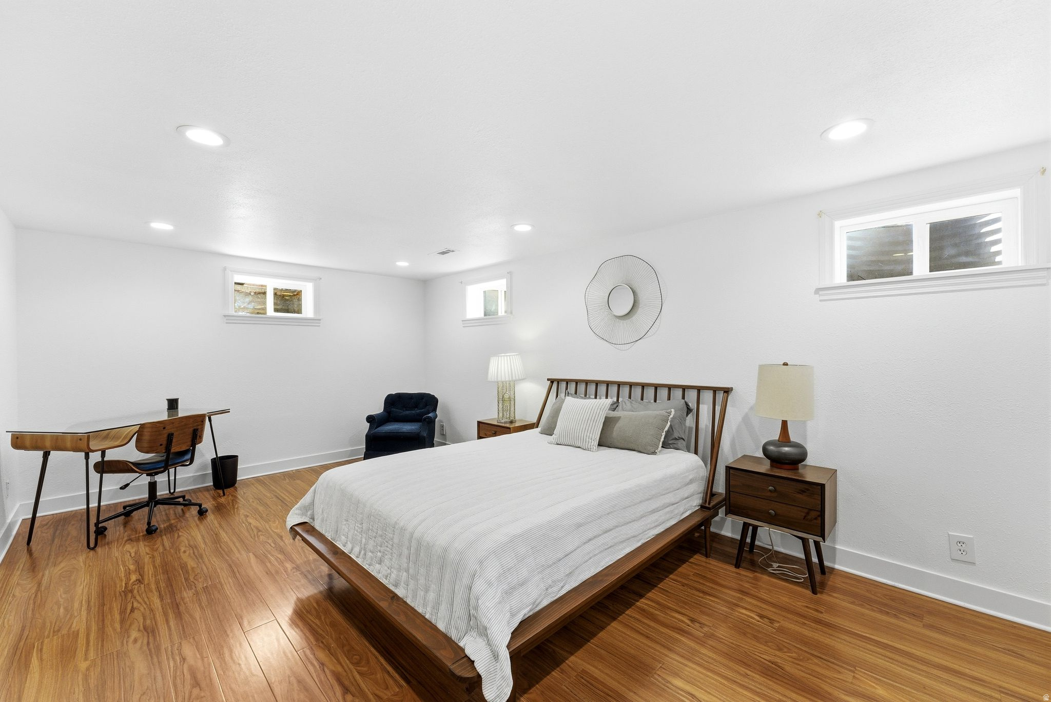 OAKVISTA PARK - Residential