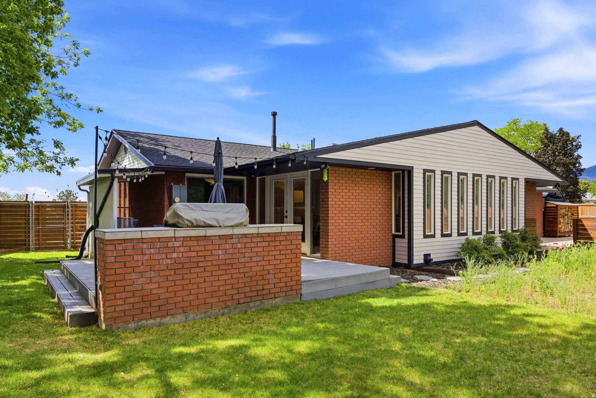 OAKVISTA PARK - Residential