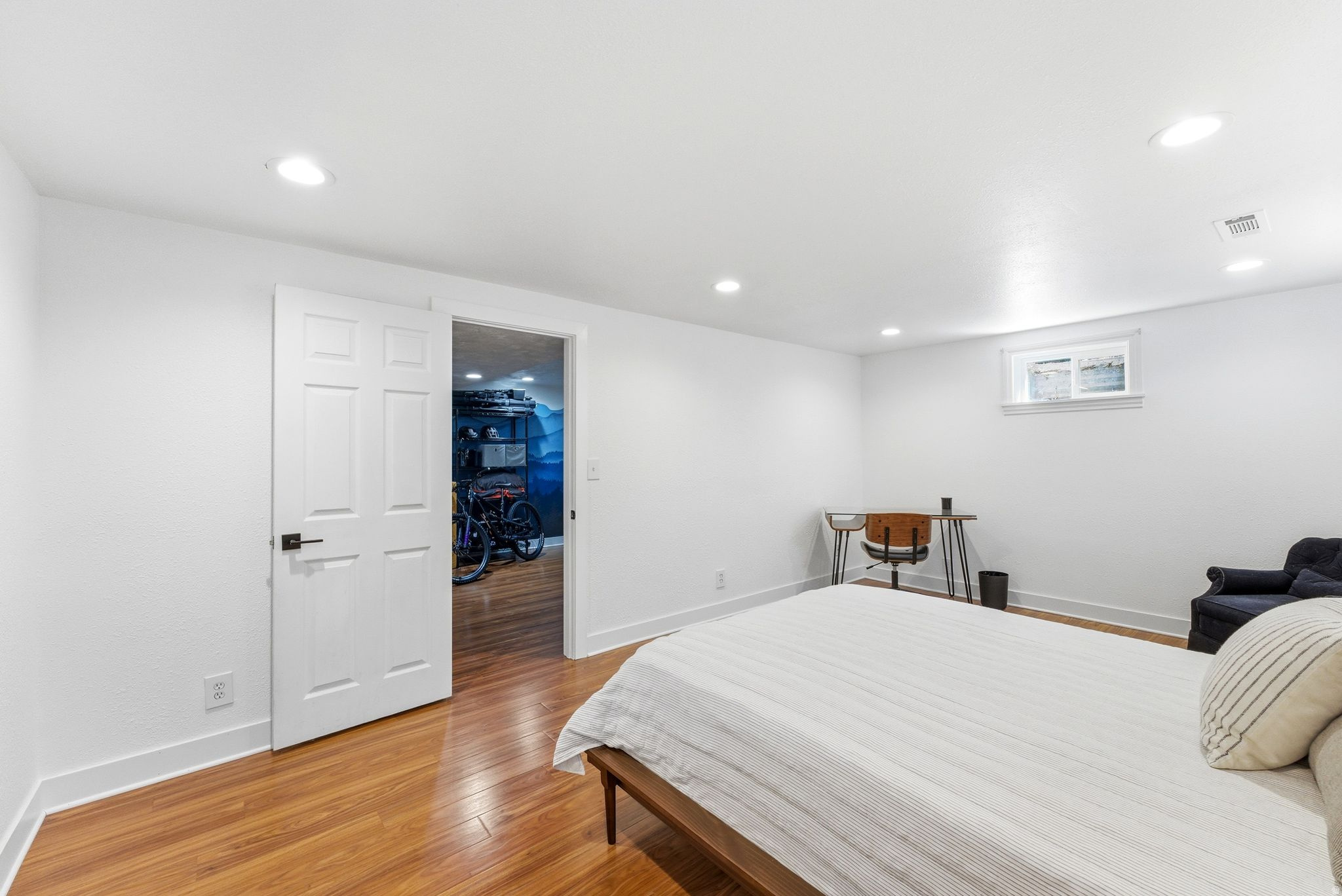 OAKVISTA PARK - Residential