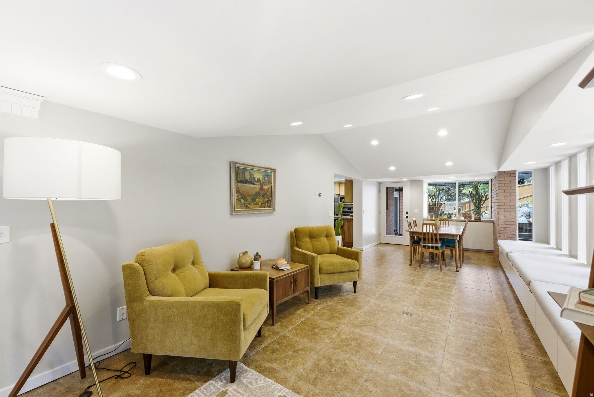 OAKVISTA PARK - Residential