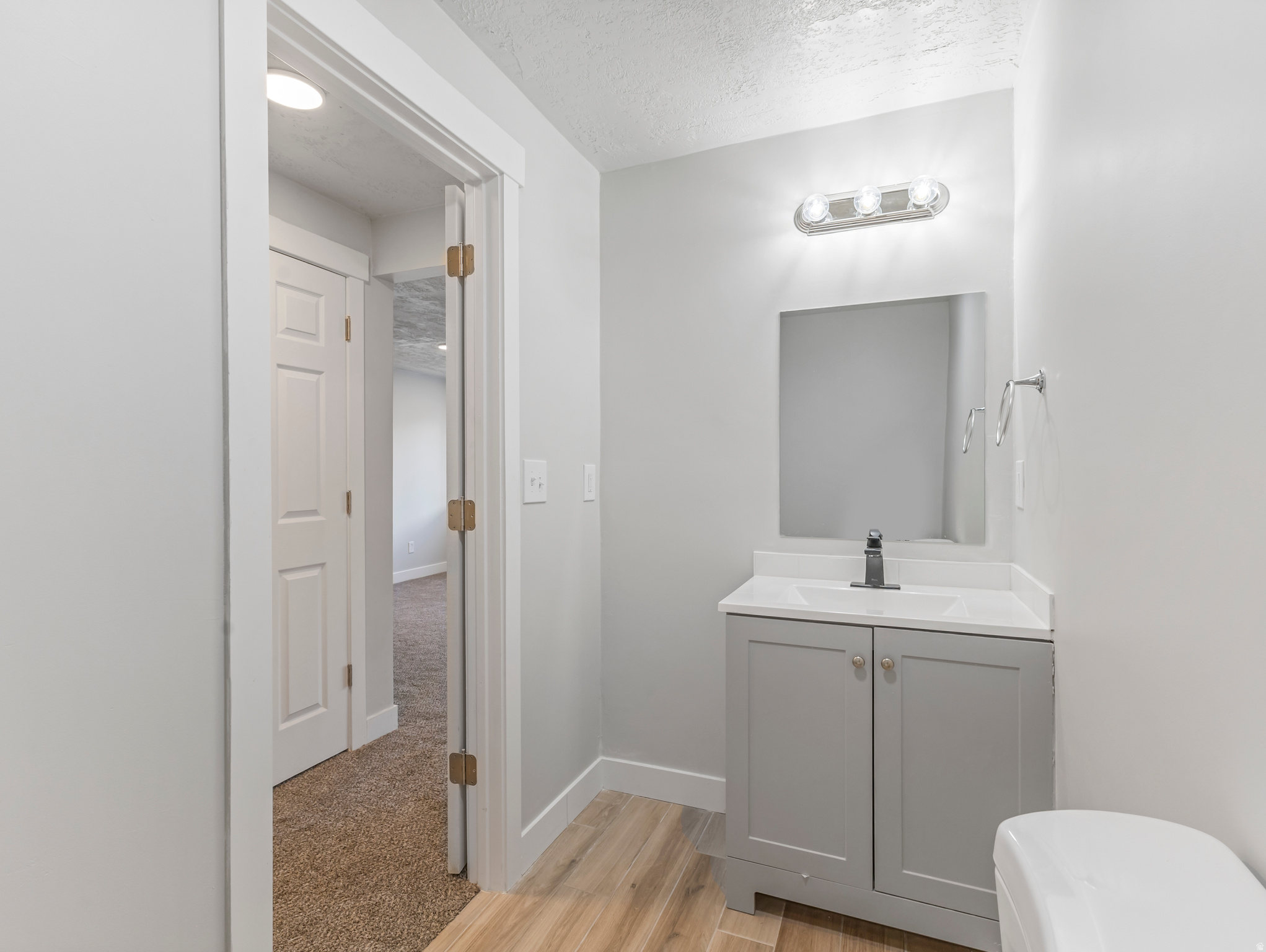 SKY RIDGE - Residential