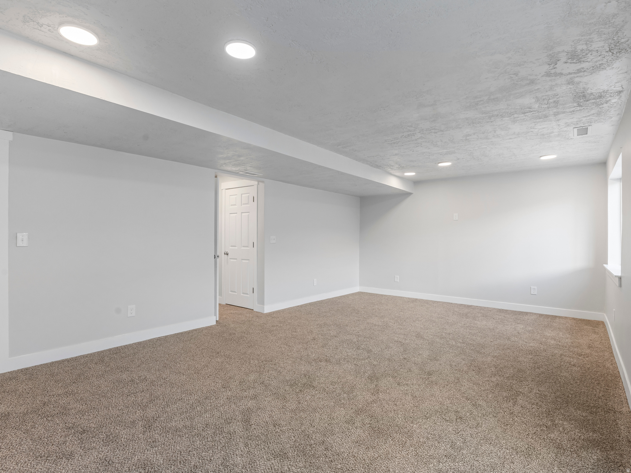 SKY RIDGE - Residential