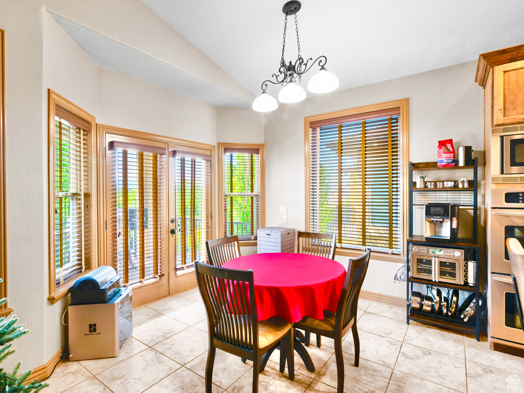 11096 S Cadbury Dr, South Jordan, Utah image 4