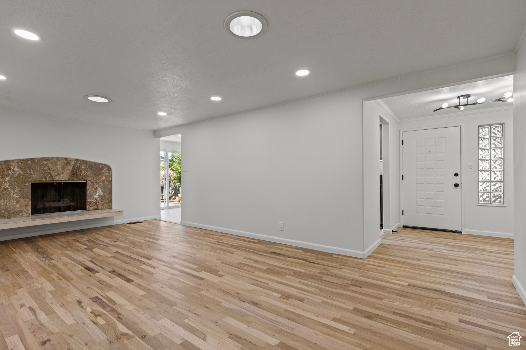 UPLAND TERRA - Residential