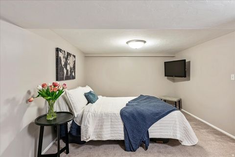 Tiny photo for 5883 S HOMESTEAD CT E, Murray, UT 84107 (MLS # 2147584)