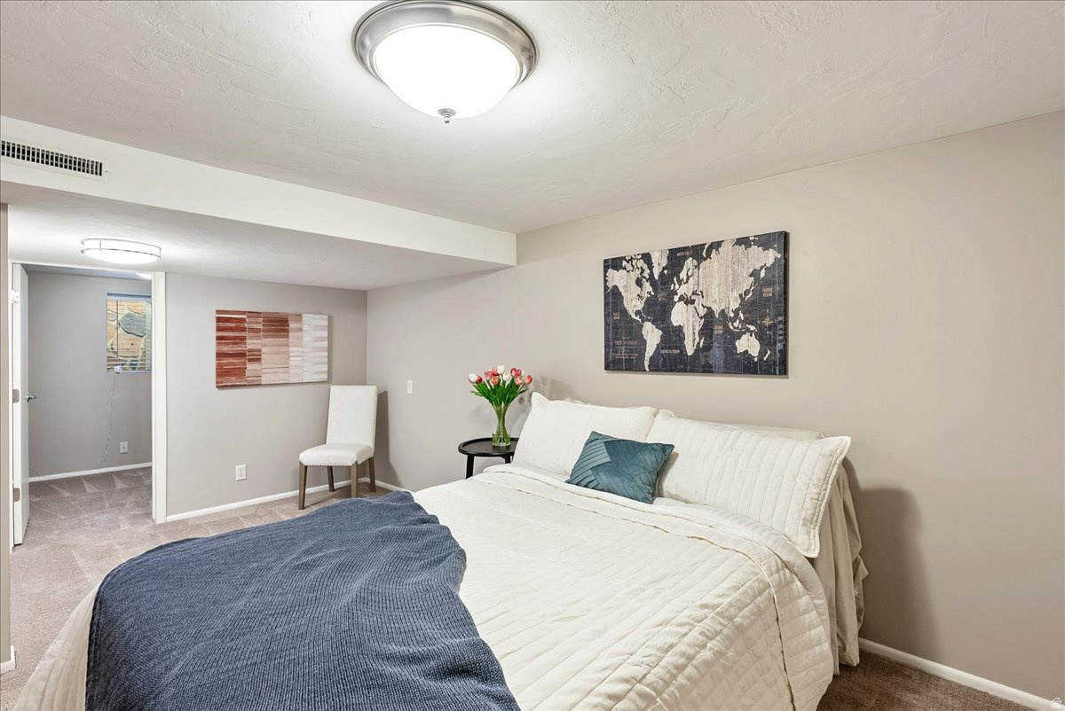 HOMESTEAD COURT - Residential