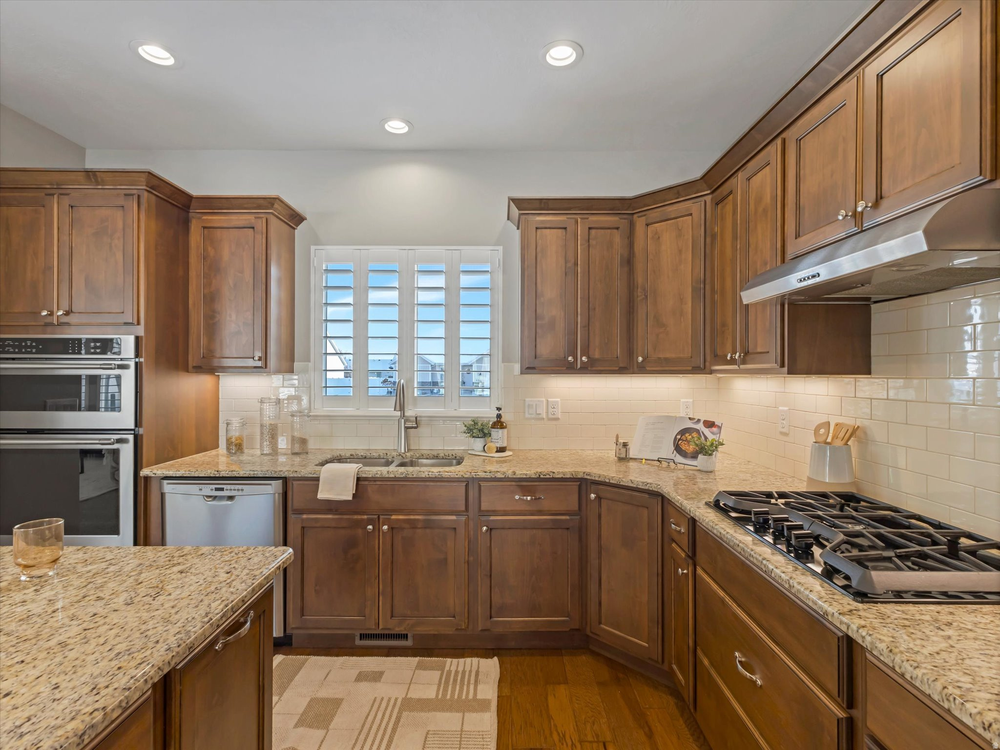 HOLMGREN ESTATES - Residential