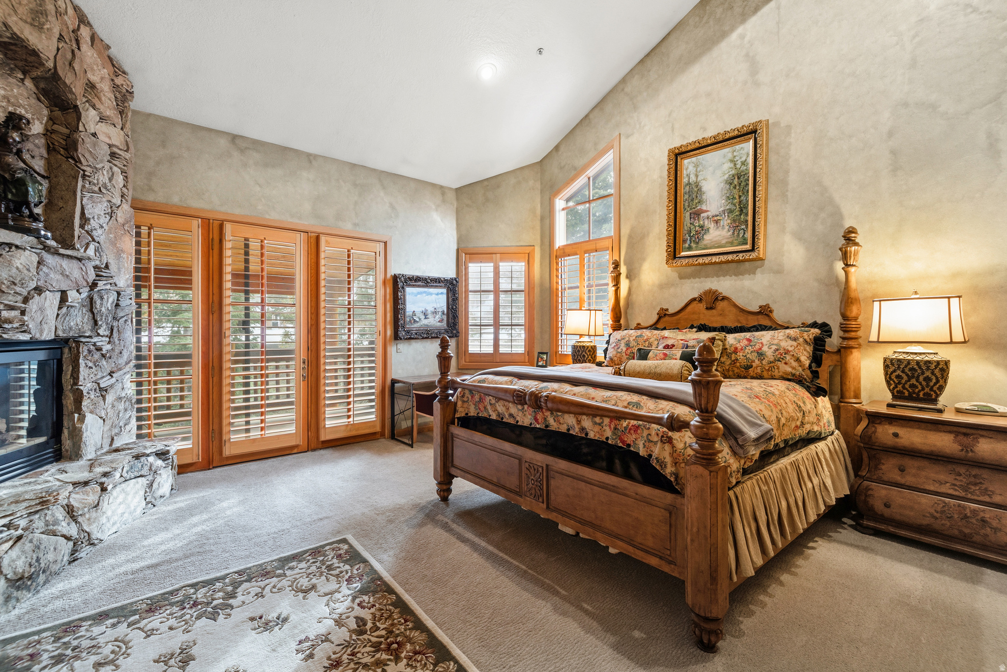 KNOLL ESTATES - Residential