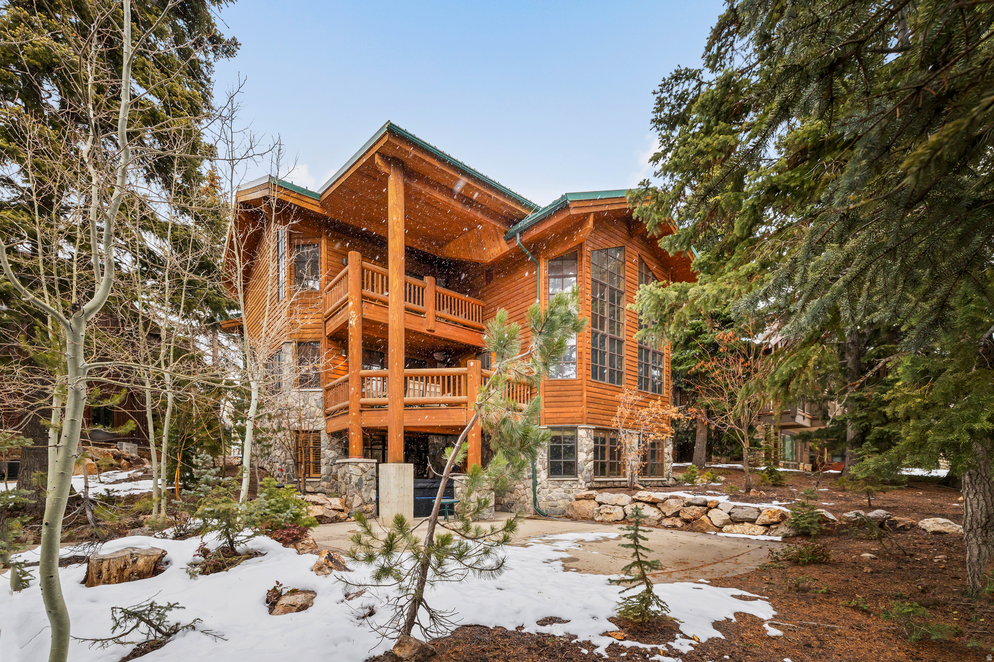 KNOLL ESTATES - Residential