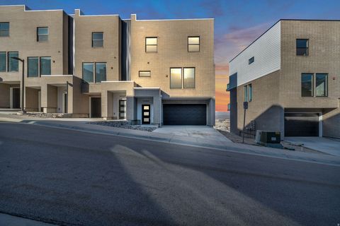 Photo of 14404 S CHAMP CV, Draper, UT 84020 (MLS # 2128437)