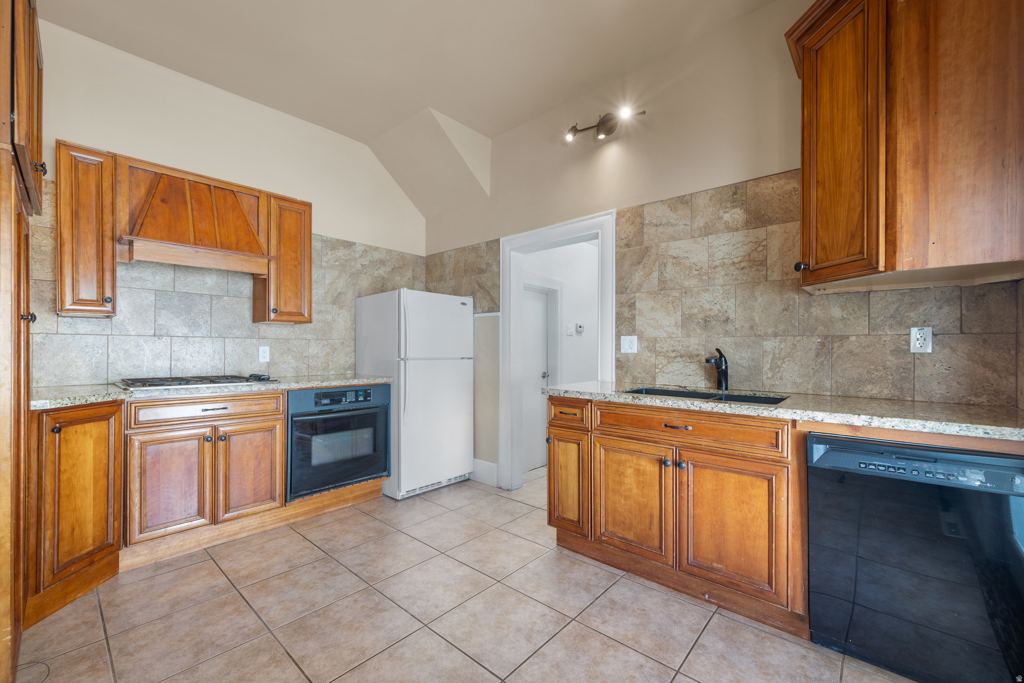 NORWOOD PLACE - Residential Income