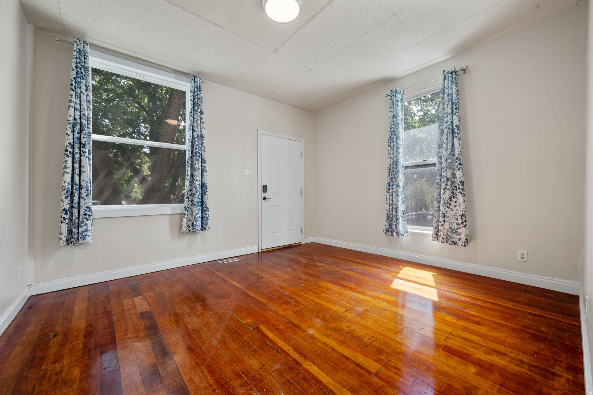 NORWOOD PLACE - Residential Income