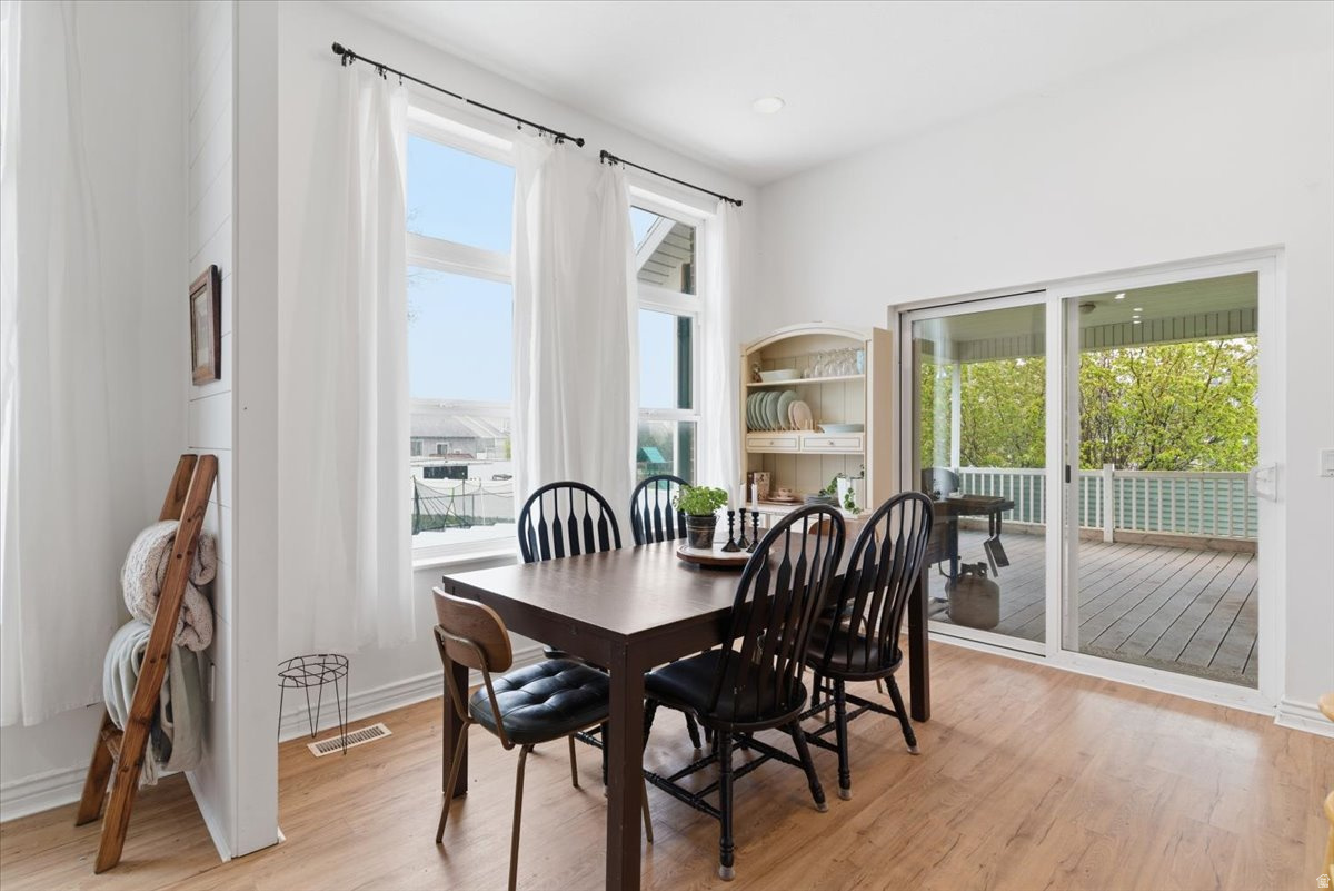 MOUNTAIN SHADOWS - Residential