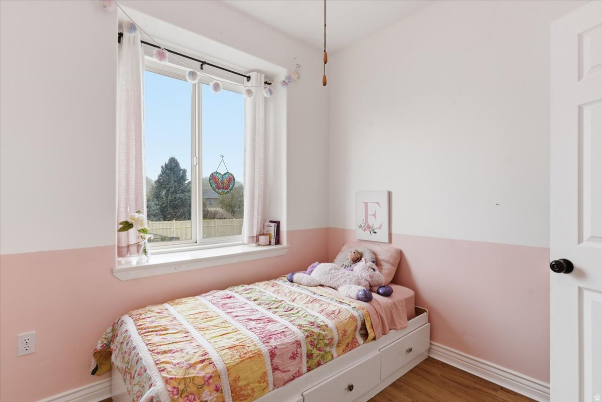 MOUNTAIN SHADOWS - Residential