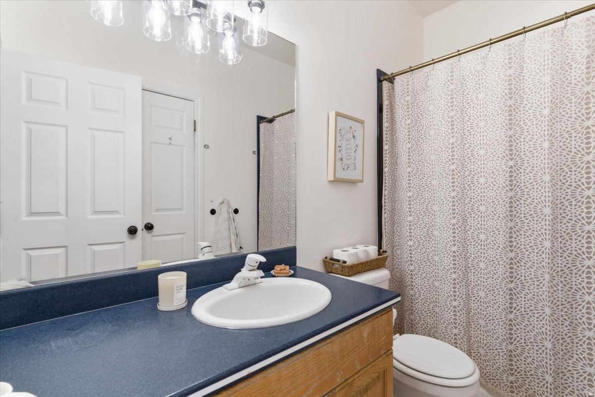 MOUNTAIN SHADOWS - Residential