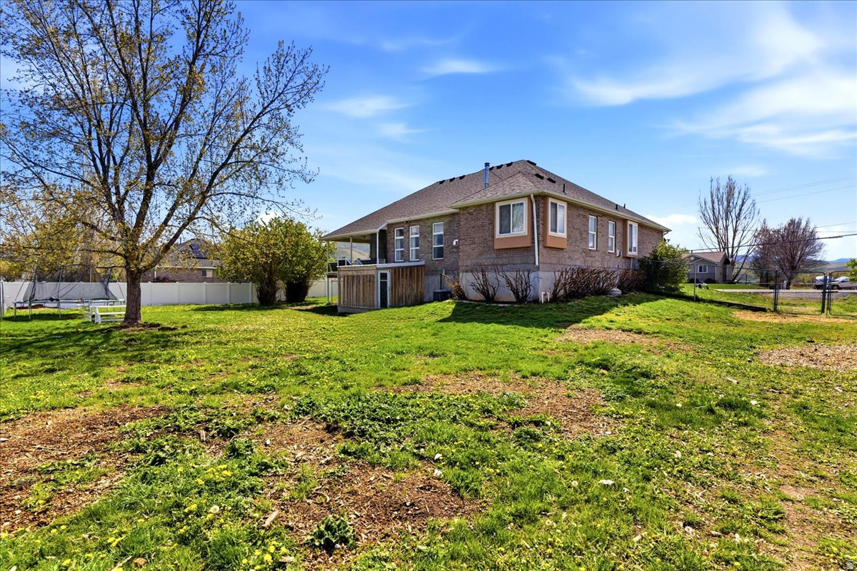 MOUNTAIN SHADOWS - Residential