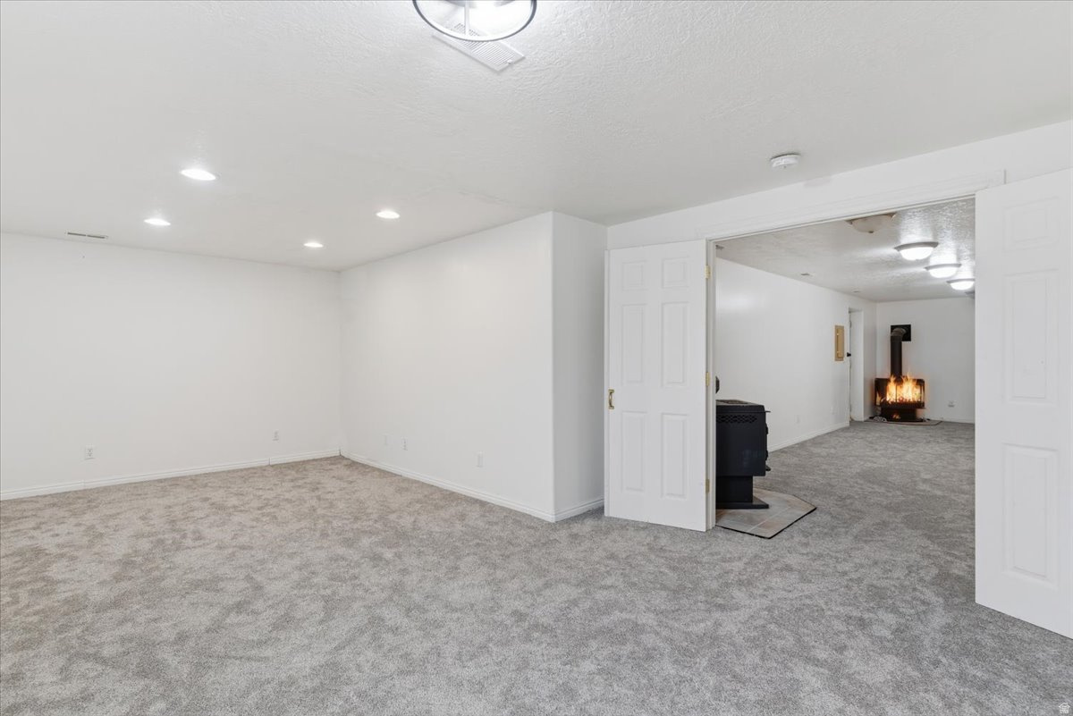 MOUNTAIN SHADOWS - Residential