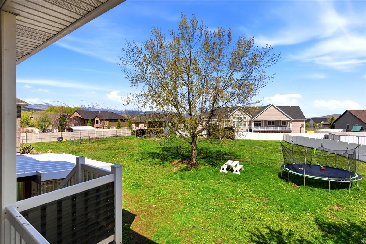 MOUNTAIN SHADOWS - Residential