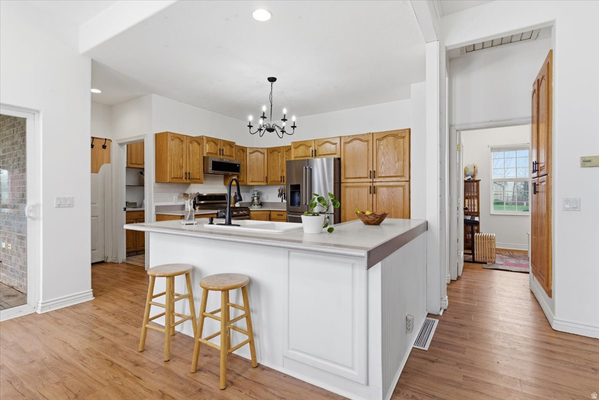 MOUNTAIN SHADOWS - Residential