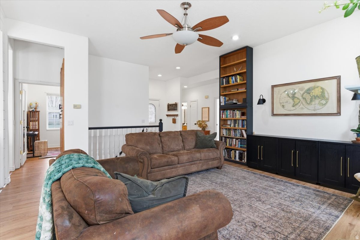 MOUNTAIN SHADOWS - Residential