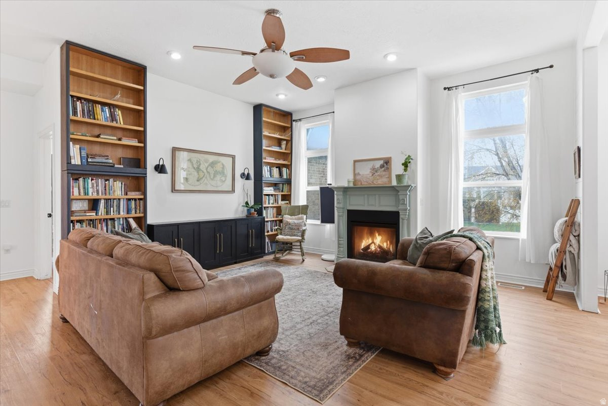 MOUNTAIN SHADOWS - Residential