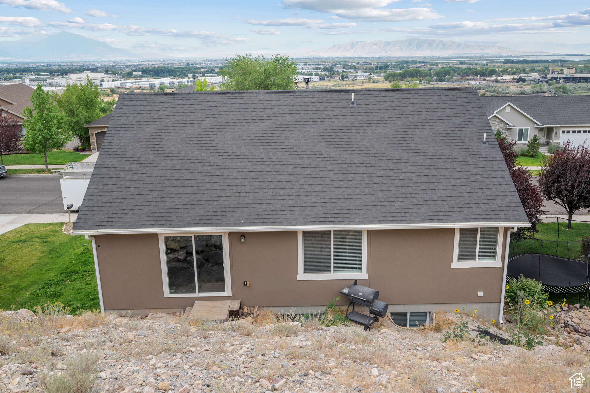 EAST MOUNTAIN - Residential