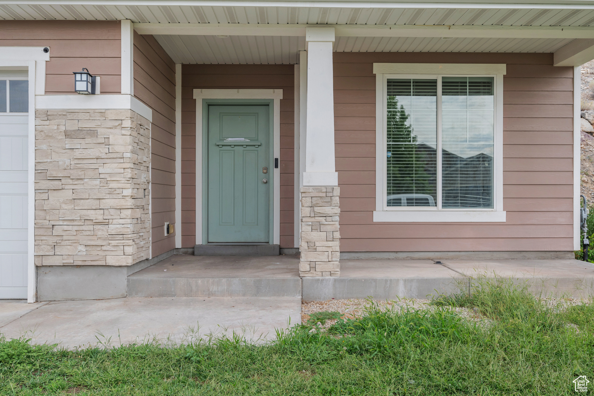 EAST MOUNTAIN - Residential