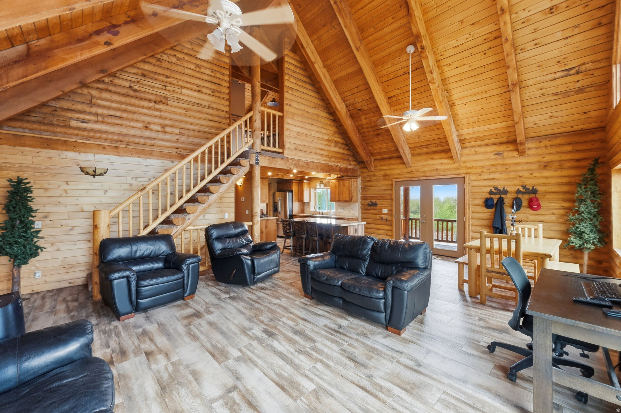 TIMBER LAKES - Residential