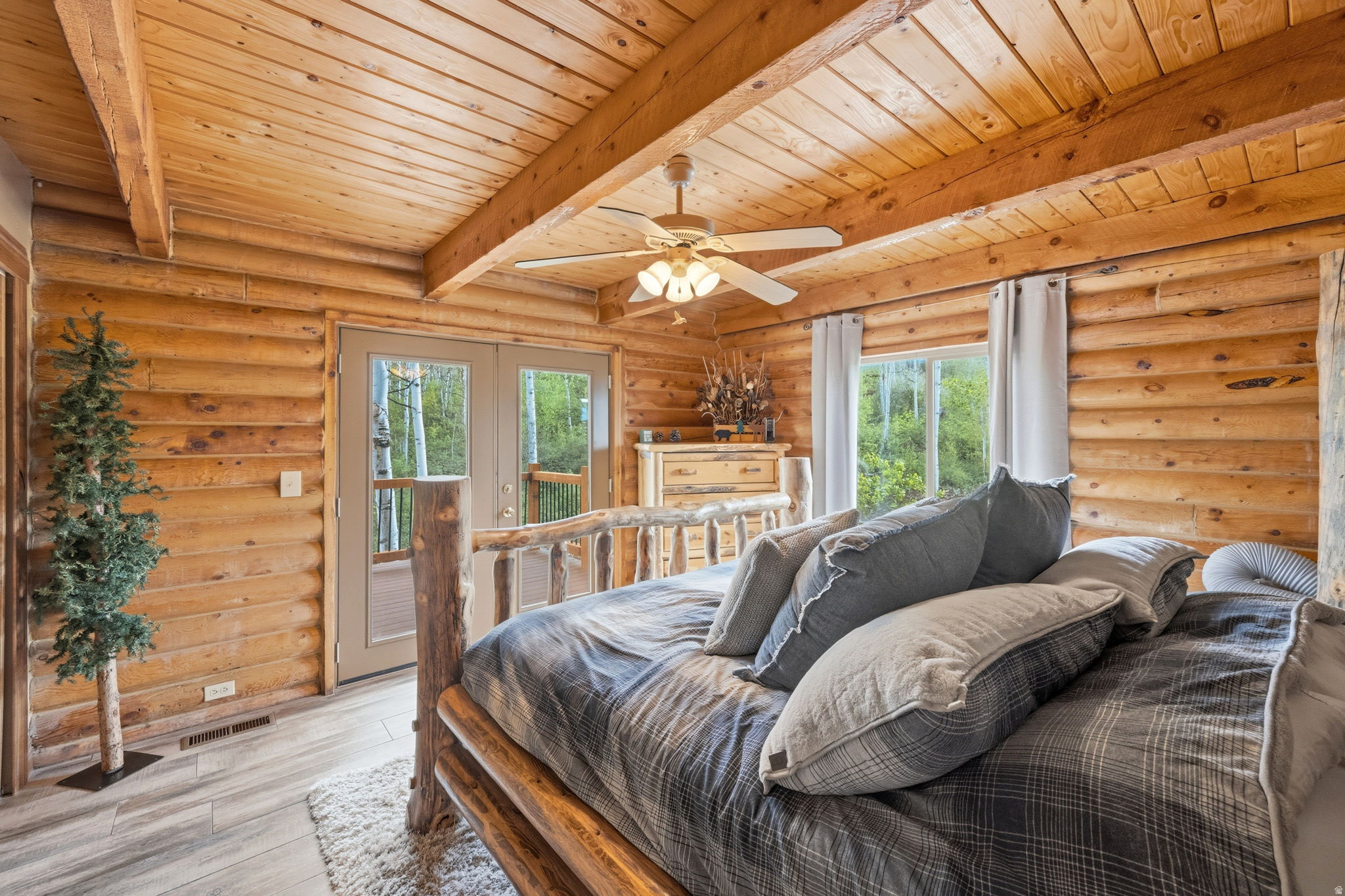 TIMBER LAKES - Residential