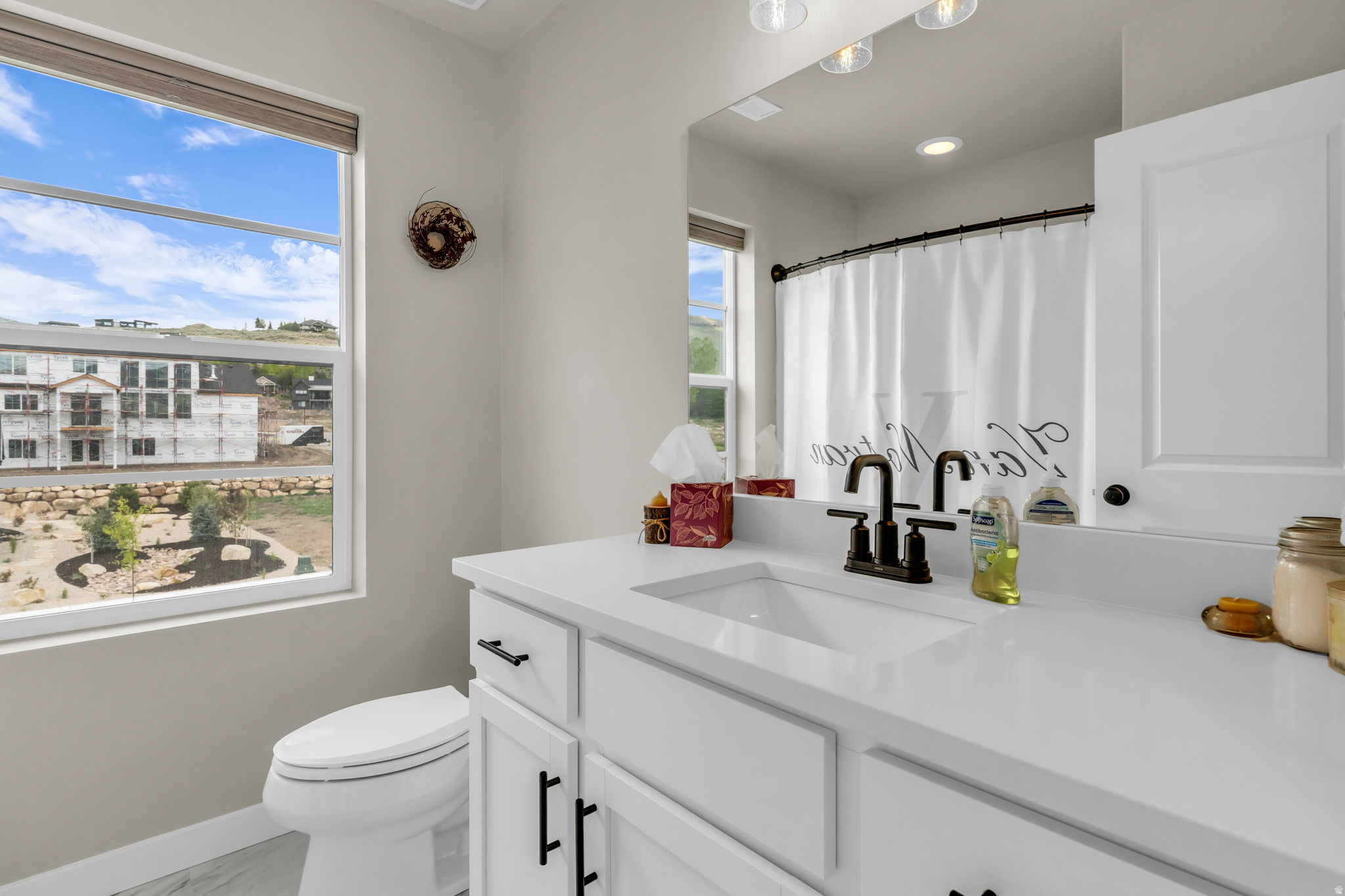 COYOTE RIDGE - Residential