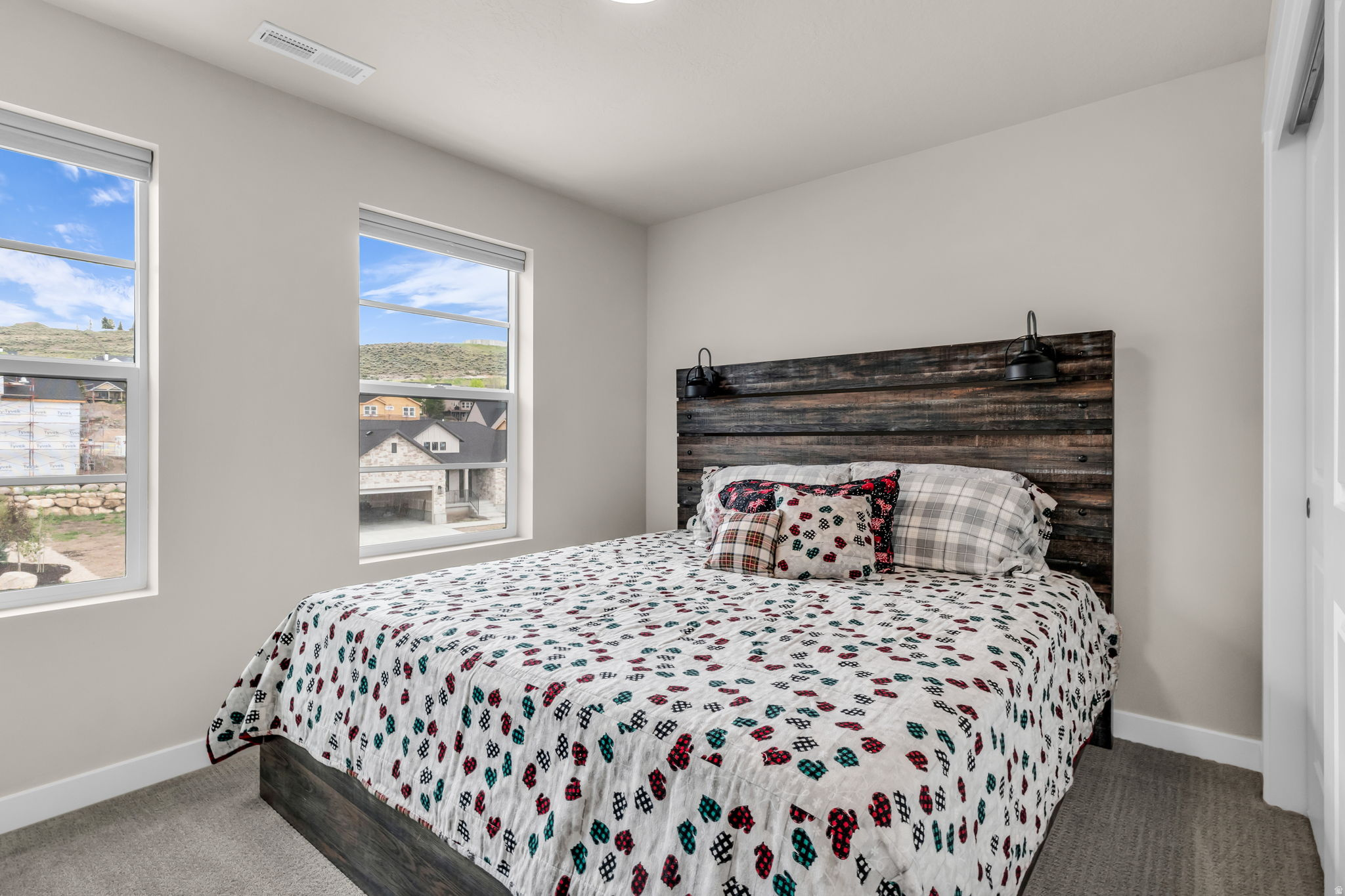 COYOTE RIDGE - Residential