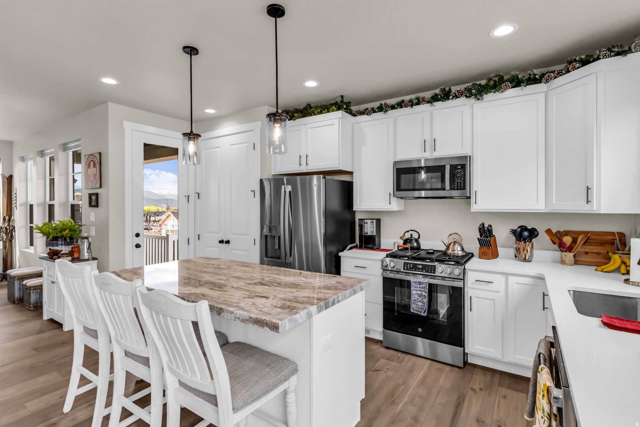 COYOTE RIDGE - Residential