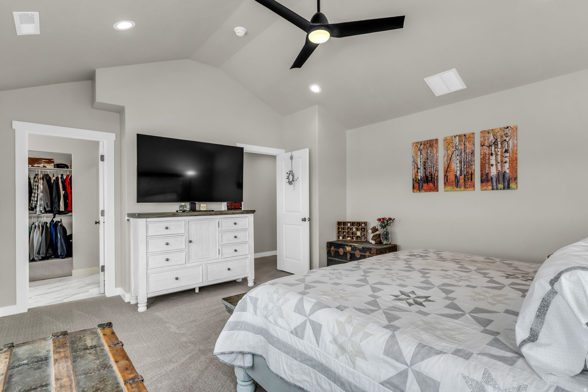 COYOTE RIDGE - Residential
