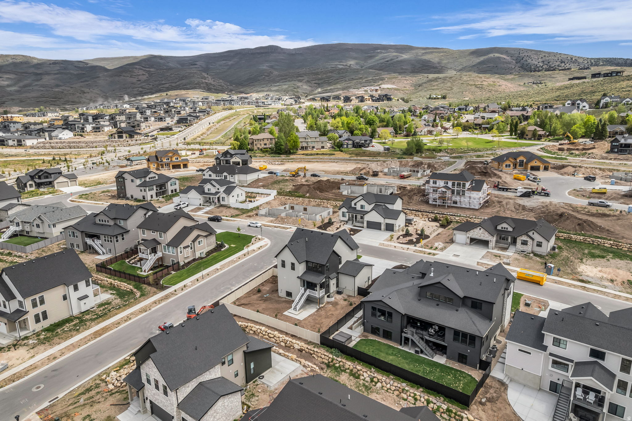 COYOTE RIDGE - Residential