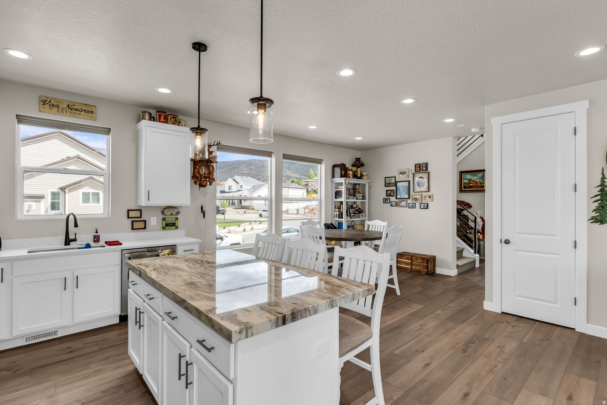 COYOTE RIDGE - Residential