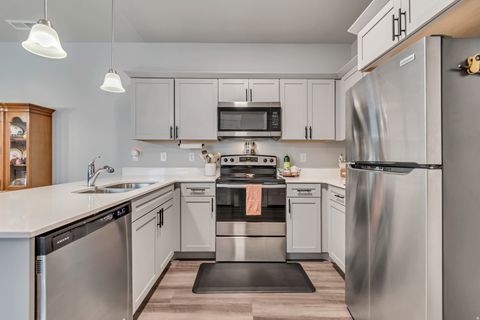 Tiny photo for 972 W SPIDER GREEN WAY N #303, Saratoga Springs, UT 84045 (MLS # 2158878)