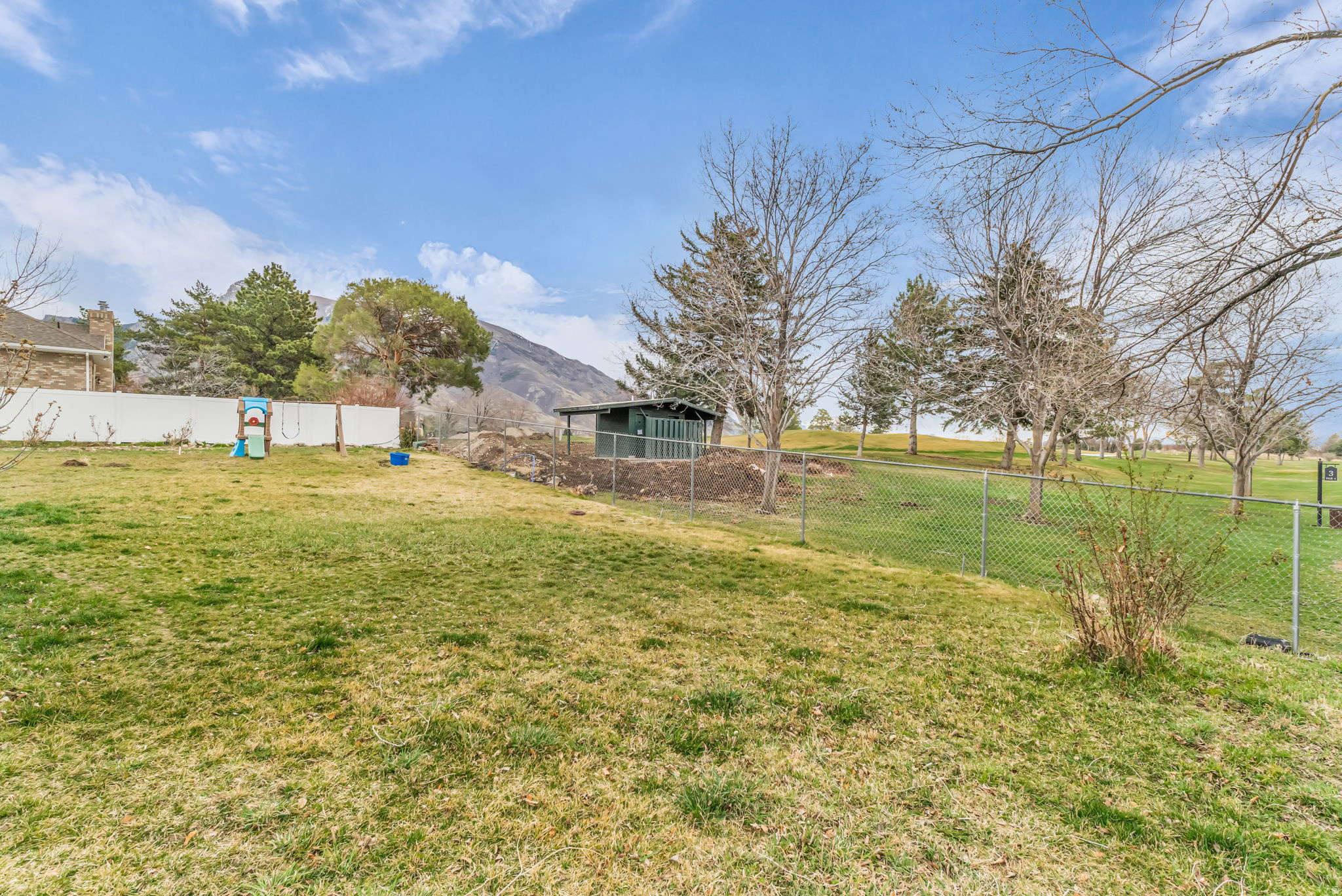 ALPINE COUNTRY CLUB - Residential