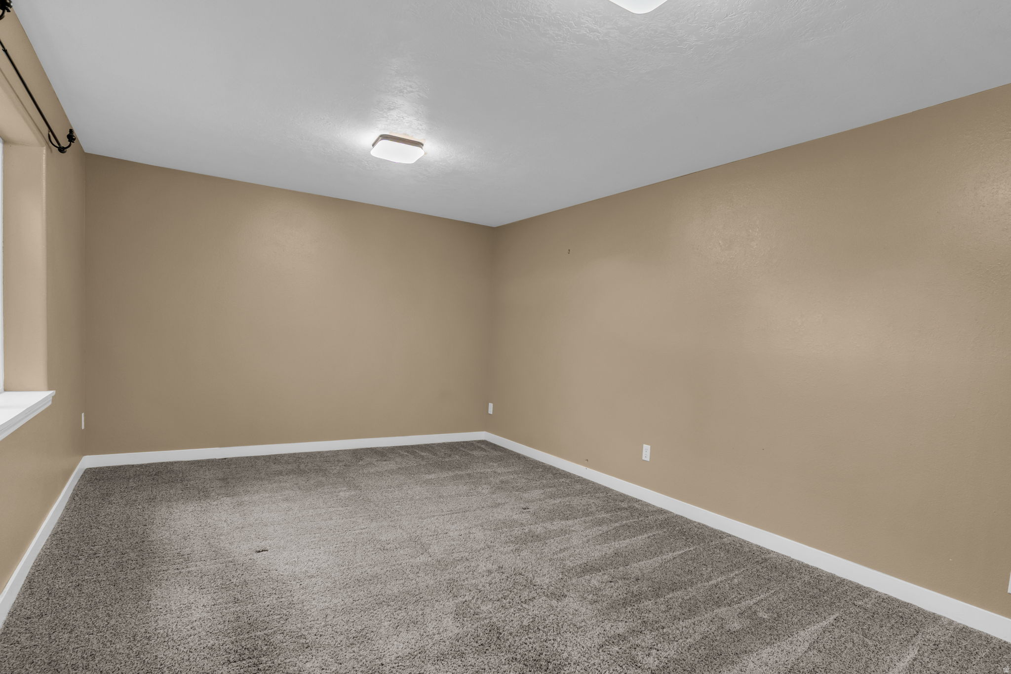 ALPINE COUNTRY CLUB - Residential