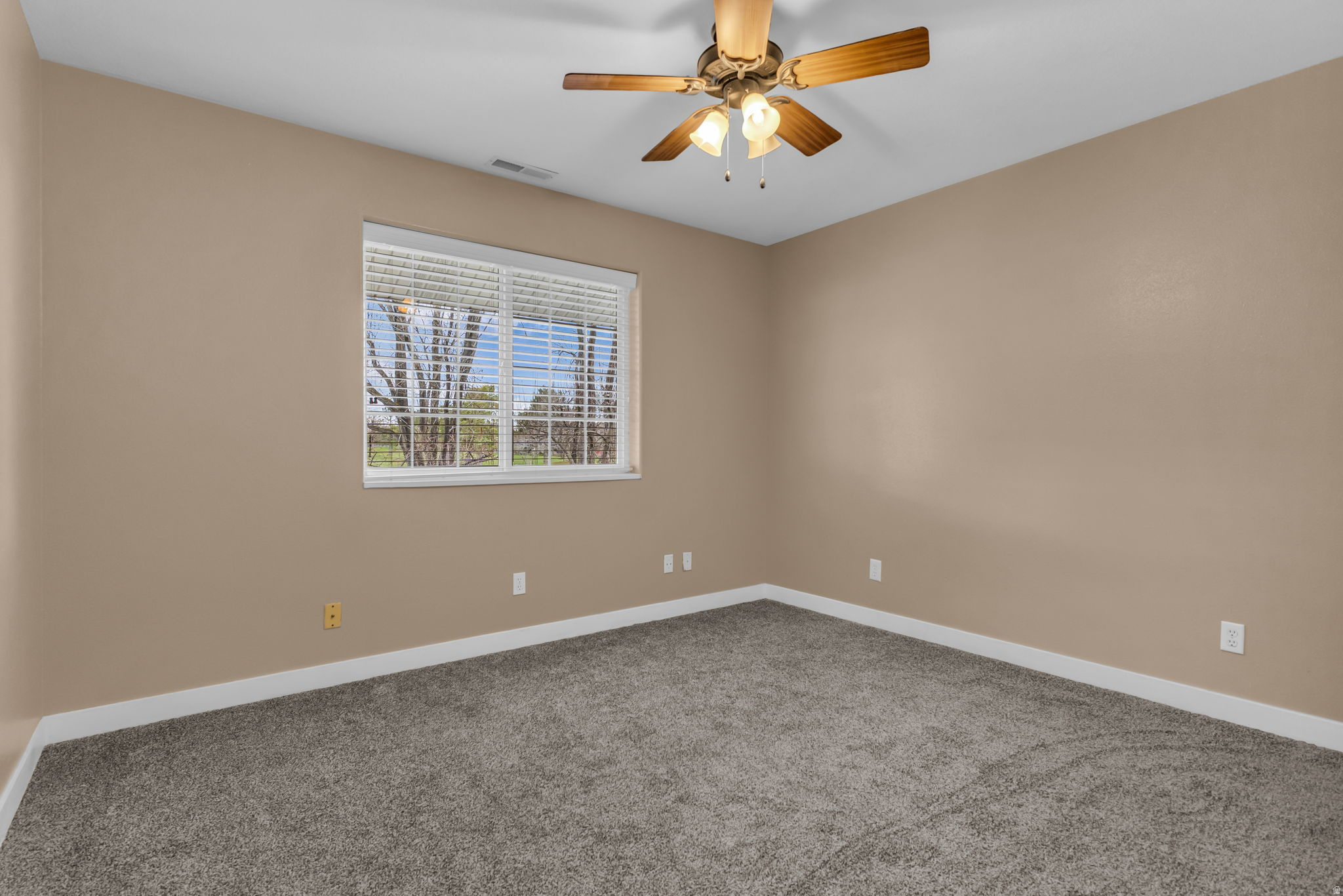 ALPINE COUNTRY CLUB - Residential