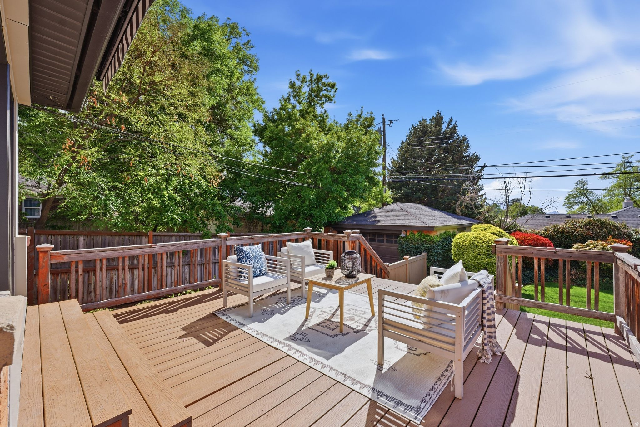 COUNTRY CLUB HEIGHTS - Residential