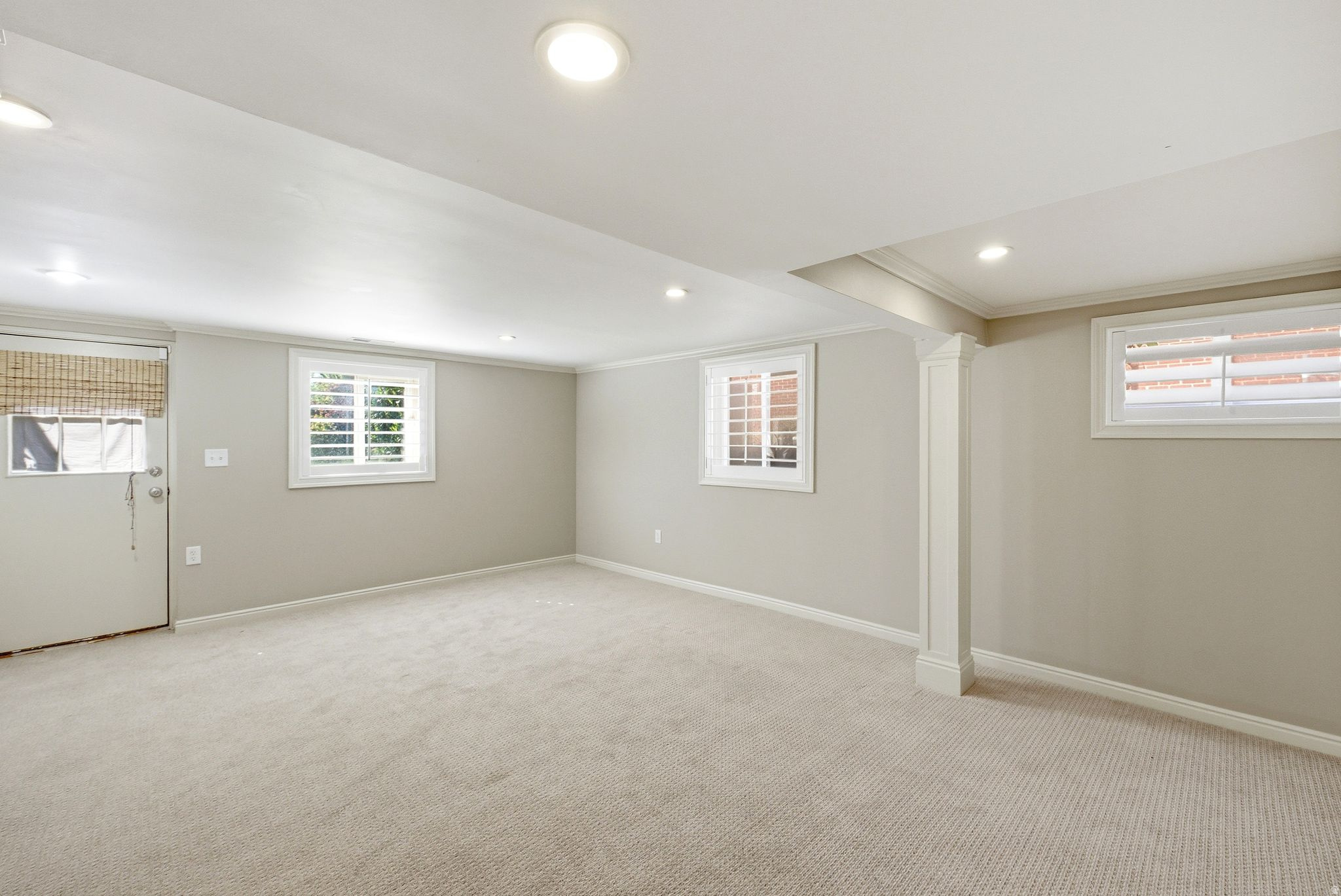 COUNTRY CLUB HEIGHTS - Residential