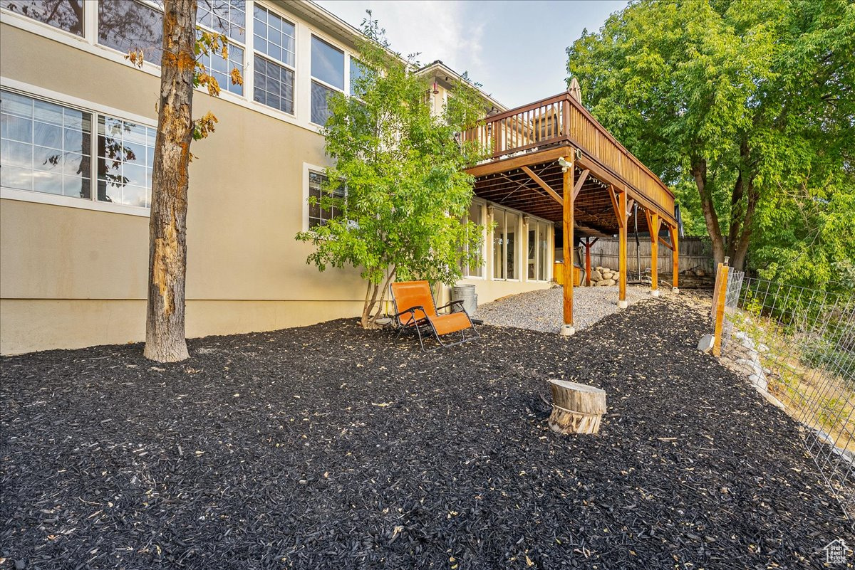 HIDDEN OAK E - Residential